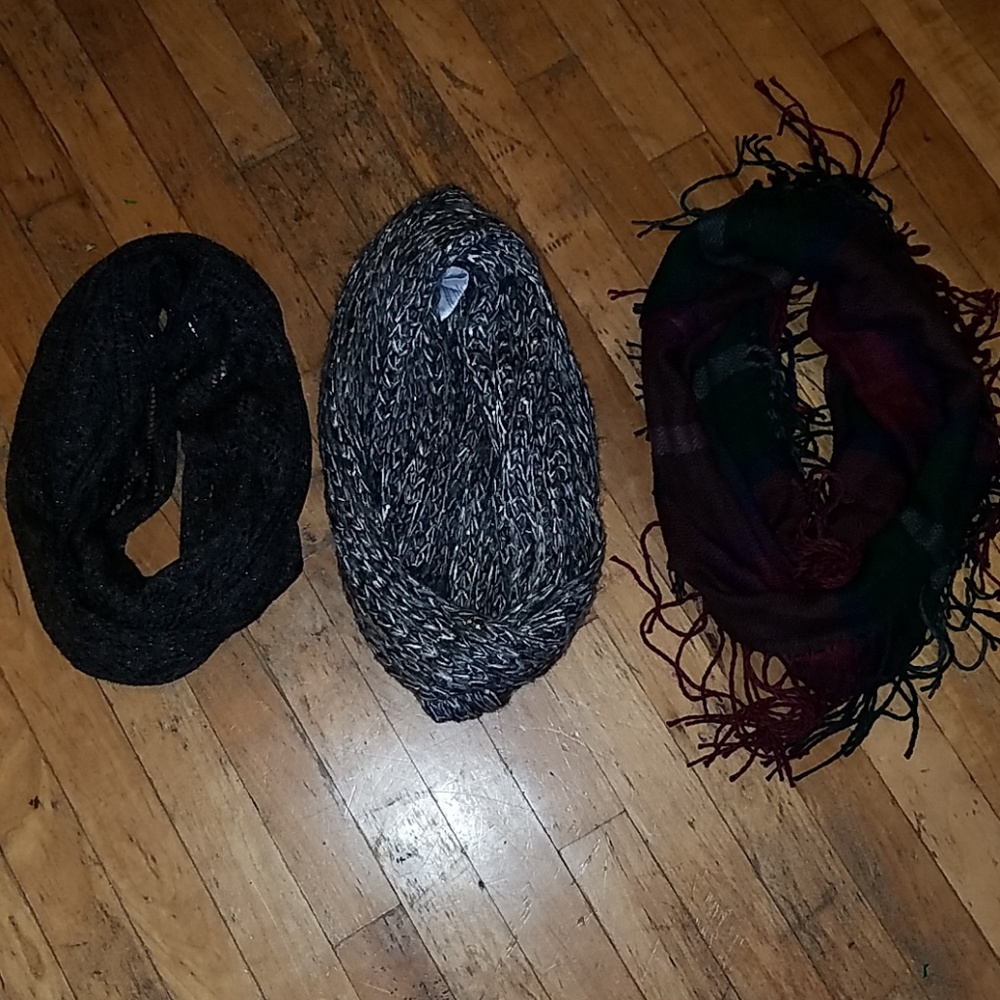 Scarfs